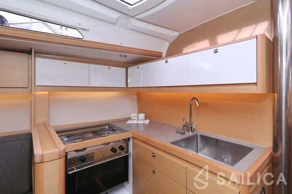 Dufour 430 - Yacht Charter Sailica