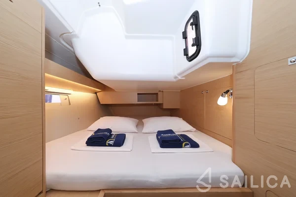 Dufour 430 - Yacht Charter Sailica