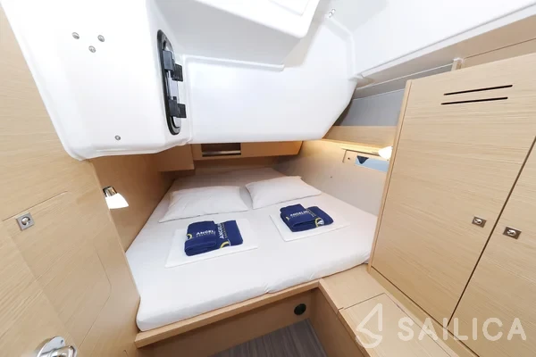 Dufour 430 - Yacht Charter Sailica