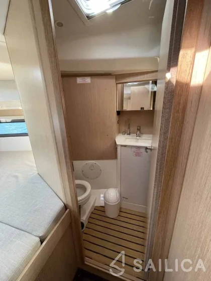 Bavaria C38 - Yacht Charter Sailica