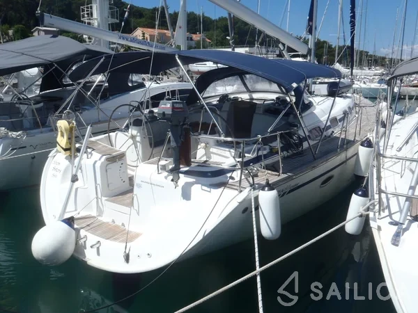 Bavaria 46 Cruiser - Yacht Charter Sailica