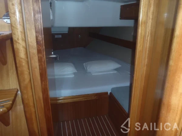 Bavaria 46 Cruiser - Yacht Charter Sailica