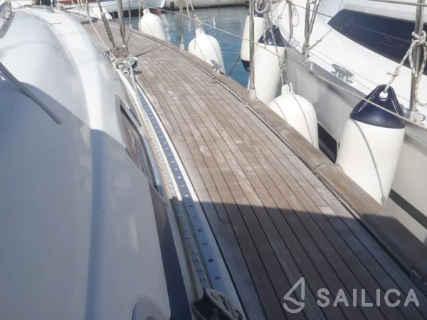 Bavaria 46 Cruiser - Yacht Charter Sailica