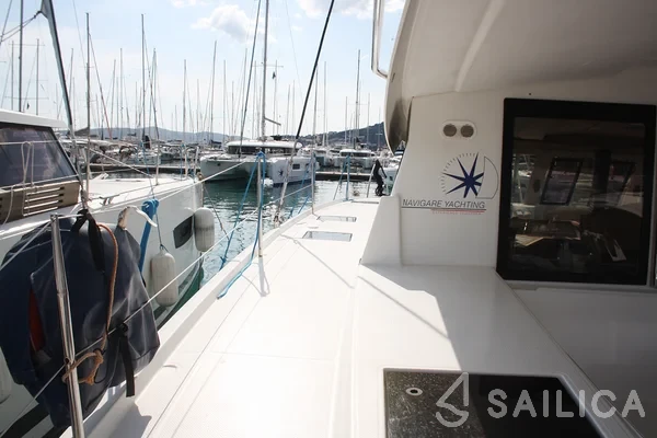 Lucia 40 - Yacht Charter Sailica