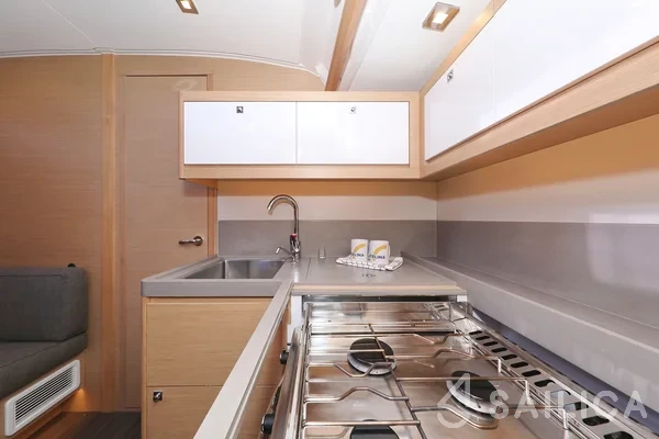 Dufour 470 - Yacht Charter Sailica