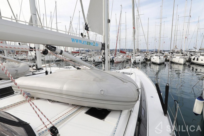Bavaria 46 Cruiser - Yacht Charter Sailica