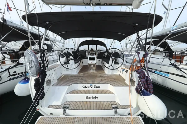 Bavaria 46 Cruiser - Yacht Charter Sailica