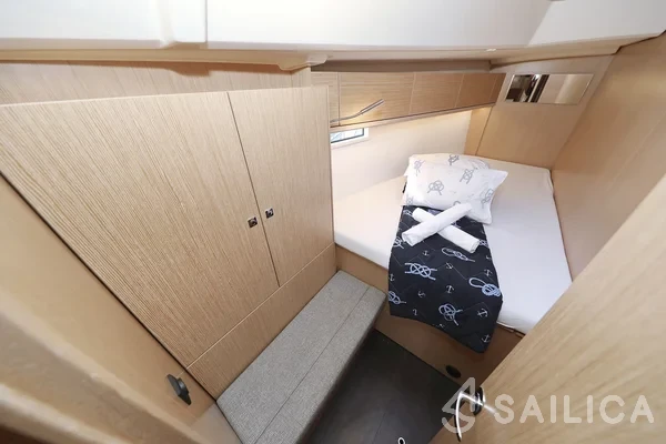 Bavaria 46 Cruiser - Yacht Charter Sailica