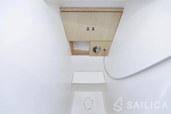 Bavaria 46 Cruiser - Yacht Charter Sailica