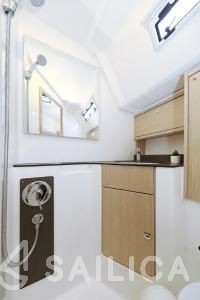 Bavaria 46 Cruiser - Yacht Charter Sailica