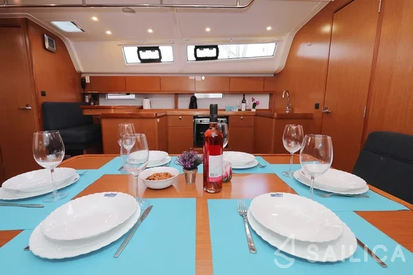 Bavaria 51 Cruiser - Yacht Charter Sailica
