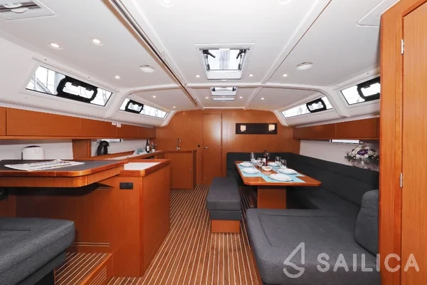Bavaria 51 Cruiser - Yacht Charter Sailica