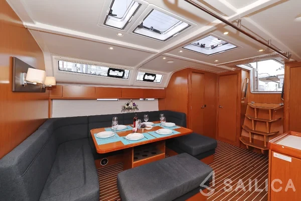 Bavaria 51 Cruiser - Yacht Charter Sailica