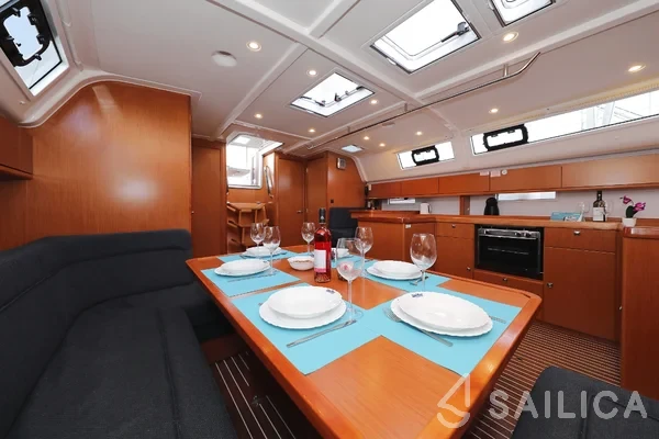 Bavaria 51 Cruiser - Yacht Charter Sailica
