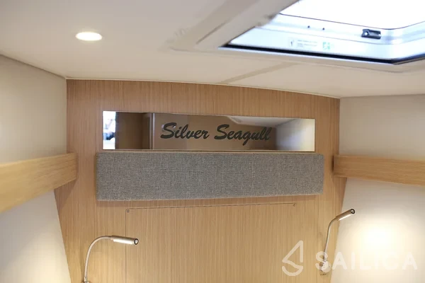 Bavaria C42 - Yacht Charter Sailica