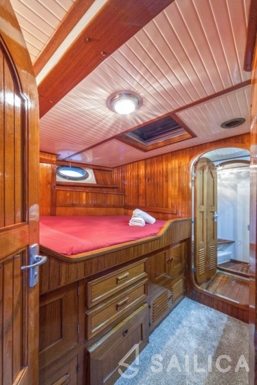Gulet - Yacht Charter Sailica