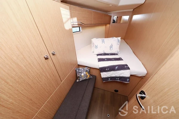 Bavaria 46 Cruiser - Yacht Charter Sailica