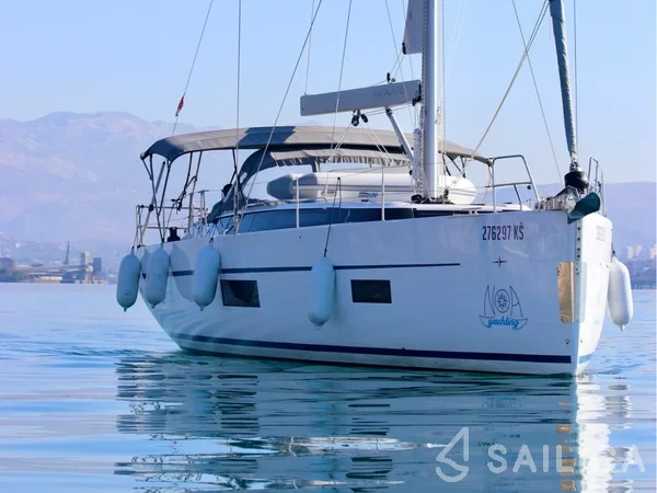 Bavaria C50 - Yacht Charter Sailica