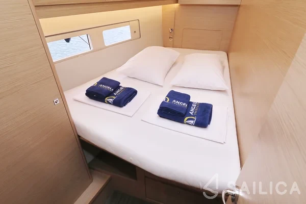 Dufour 530 - Photo #76 Dufour 530 - Yacht Charter Sailica