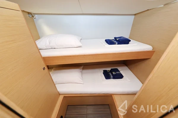 Dufour 530 - Photo #81 Dufour 530 - Yacht Charter Sailica