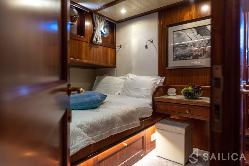 Gulet - Yacht Charter Sailica