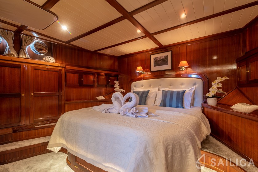 Gulet - Yacht Charter Sailica