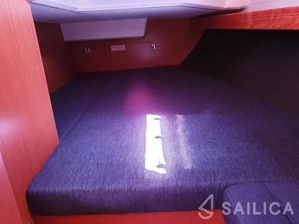 Bavaria 37 Cruiser - Yacht Charter Sailica