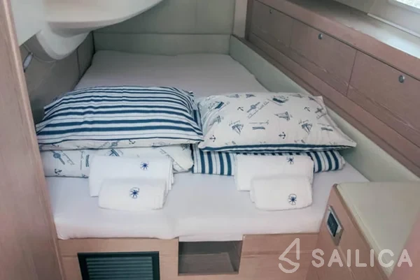 Hanse 575 - Yacht Charter Sailica