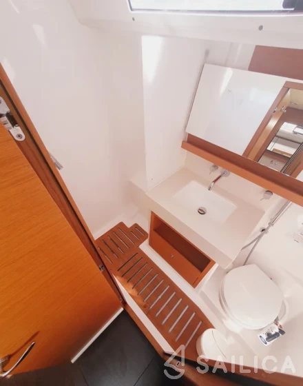 Dufour 470 - Yacht Charter Sailica