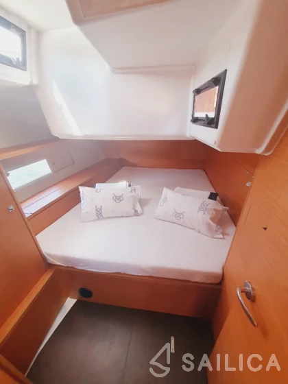 Dufour 470 - Yacht Charter Sailica