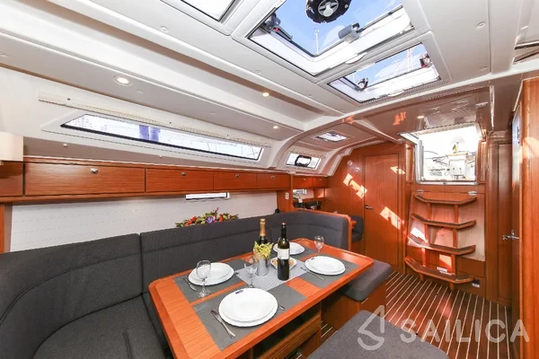 Bavaria 41 Cruiser - Yacht Charter Sailica