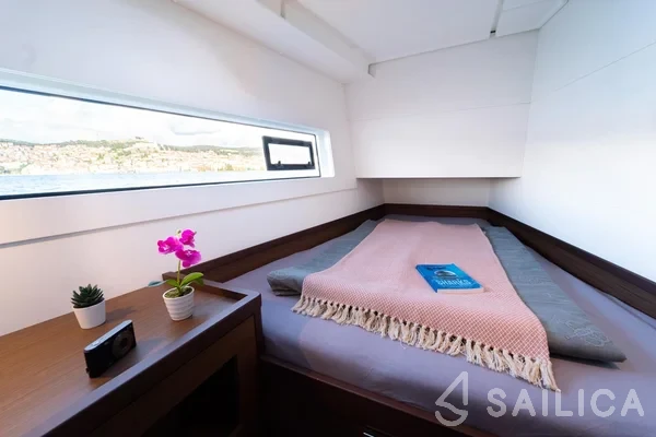 Lagoon 40 - Yacht Charter Sailica