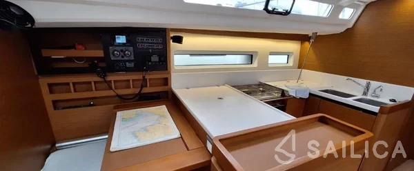 Sun Odyssey 440 - Yacht Charter Sailica