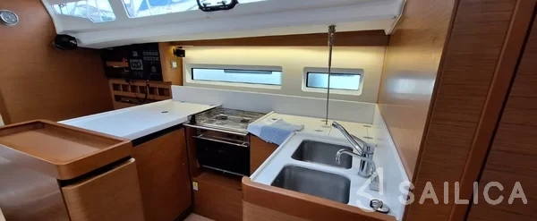 Sun Odyssey 440 - Yacht Charter Sailica