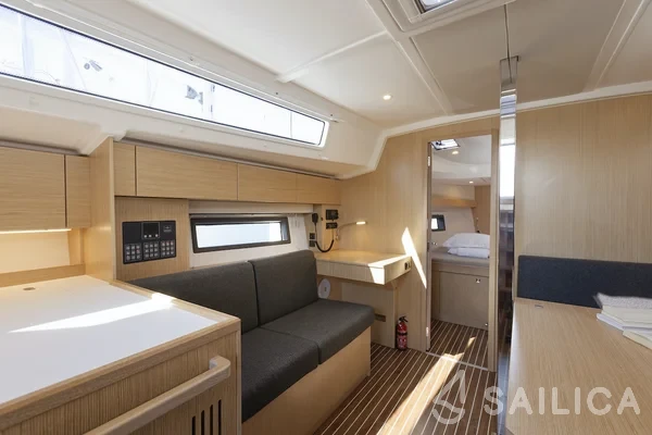 Bavaria C42 - Yacht Charter Sailica