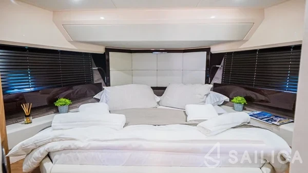 Sessa Fly 47 - Yacht Charter Sailica