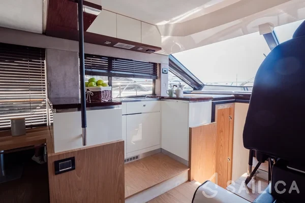 Sessa Fly 47 - Yacht Charter Sailica