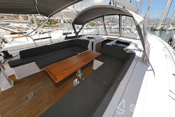 Hanse 548 - Yacht Charter Sailica