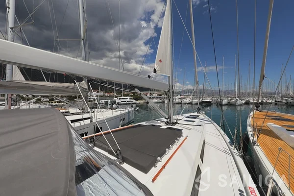 Hanse 548 - Yacht Charter Sailica