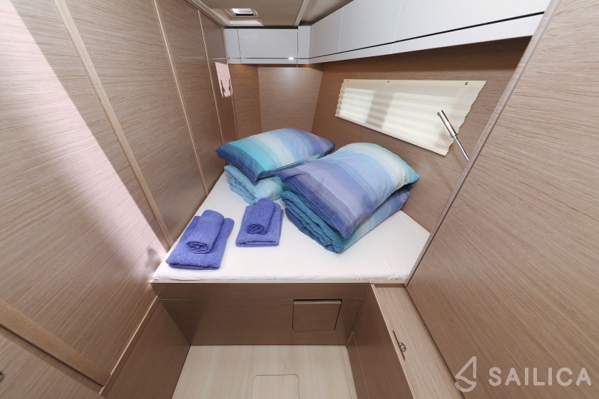 Hanse 548 - Yacht Charter Sailica