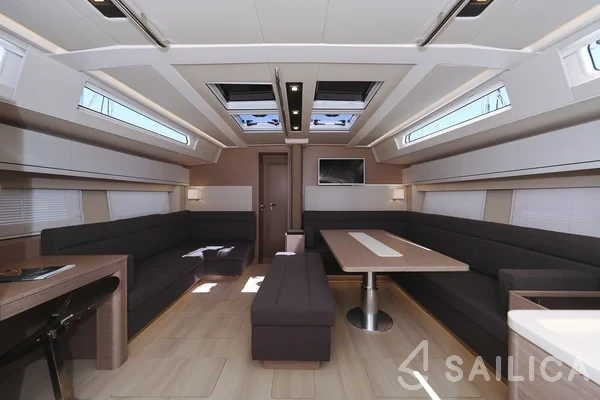 Hanse 548 - Yacht Charter Sailica