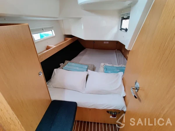 Bavaria 37 Cruiser - Yacht Charter Sailica