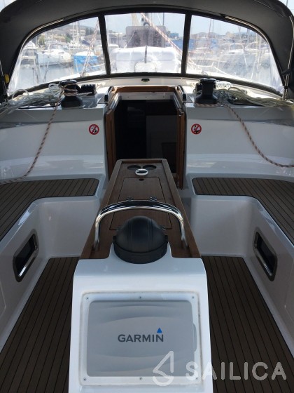 Bavaria 51 Cruiser - Yacht Charter Sailica