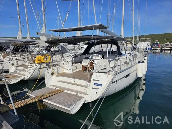 Bavaria 51 Cruiser - Yacht Charter Sailica