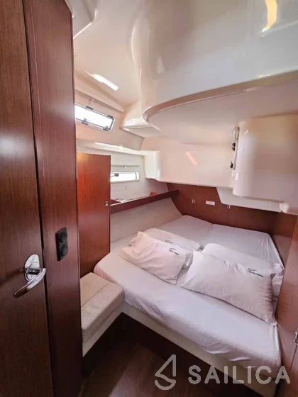 Bavaria 51 Cruiser - Yacht Charter Sailica