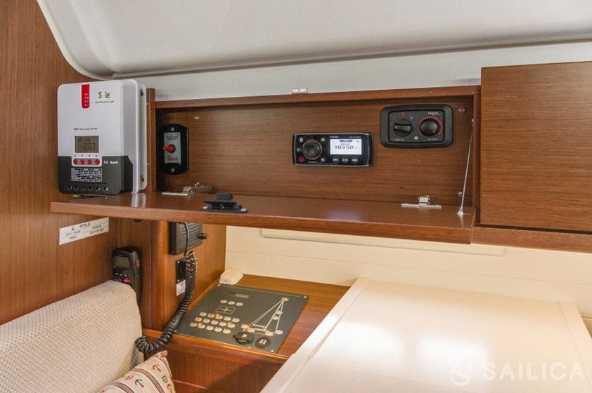 Bavaria 51 Cruiser - Yacht Charter Sailica
