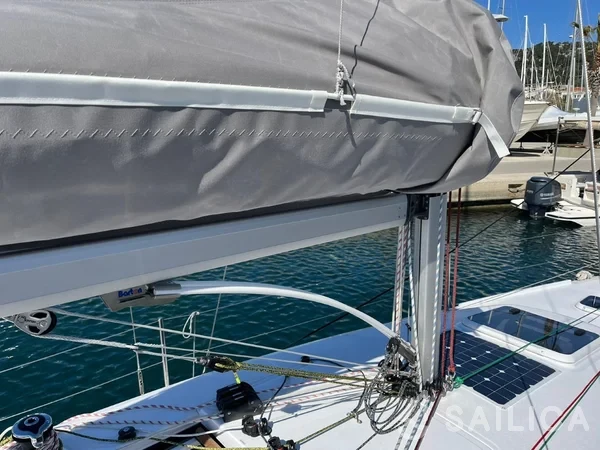 First 27 - Yacht Charter Sailica