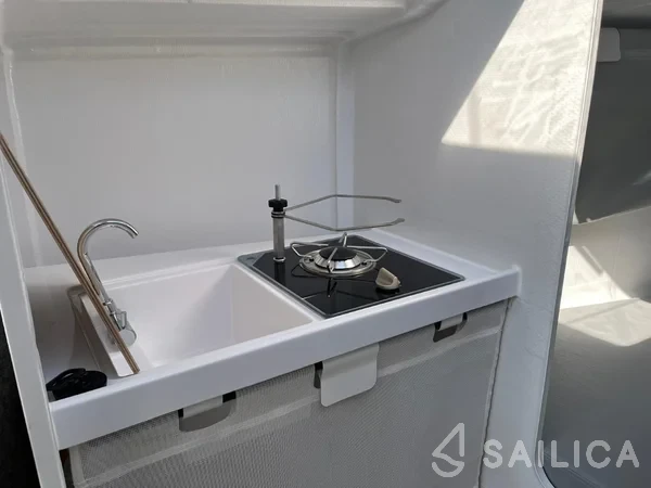 First 27 - Yacht Charter Sailica