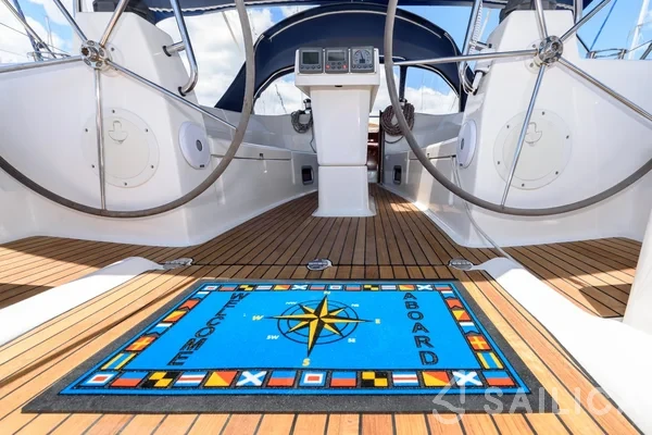 Bavaria 40 Cruiser - Yacht Charter Sailica