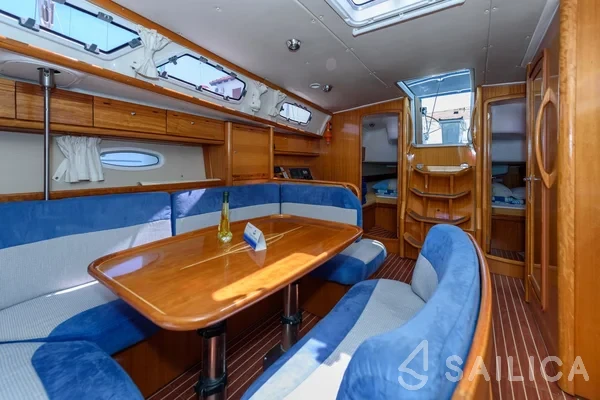 Bavaria 40 Cruiser - Yacht Charter Sailica